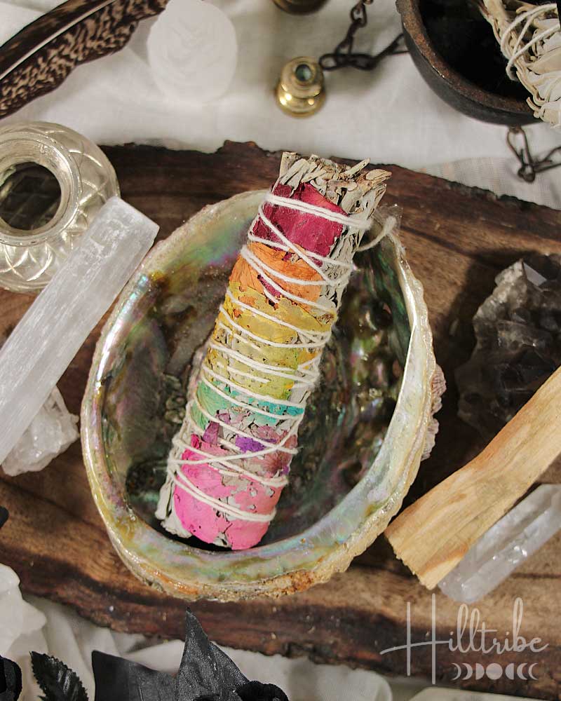 Energy Clearing Chakra Smudge Kit from Hilltribe Ontario