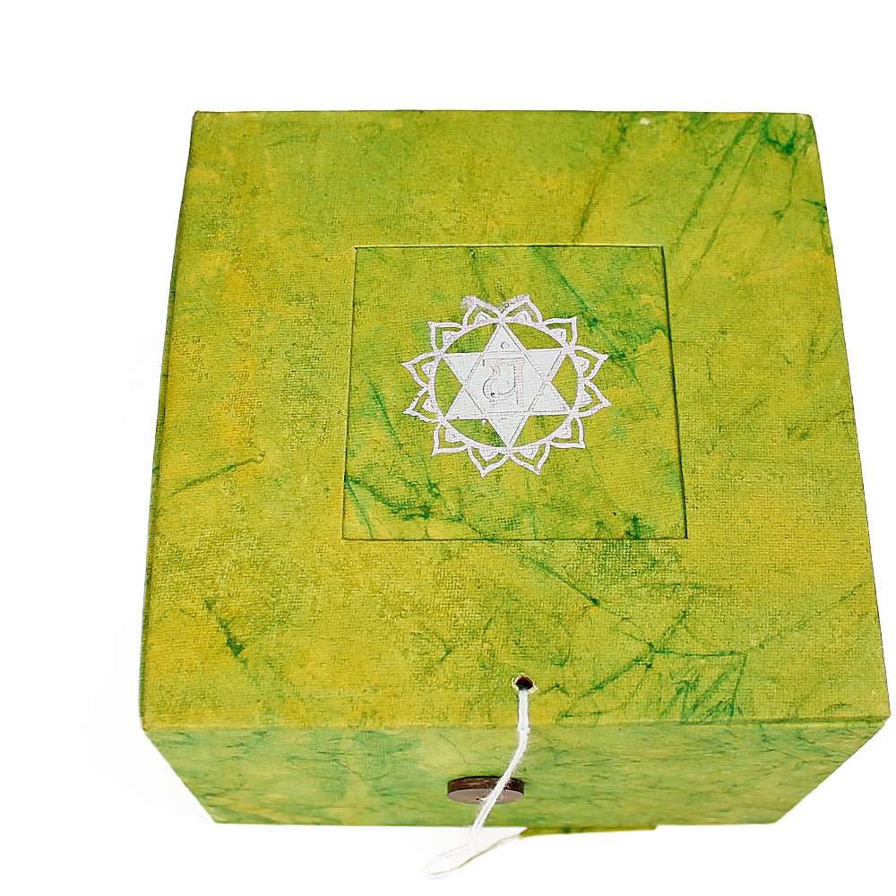Heart Chakra (Green) Singing Bowl Gift Set Medium from Hilltribe Ontario