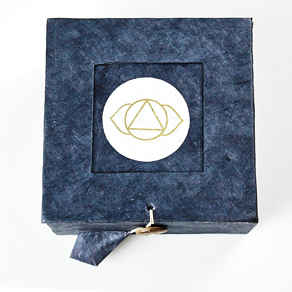 Third Eye Chakra (Cobalt) Singing Bowl Gift Set Small from Hilltribe Ontario